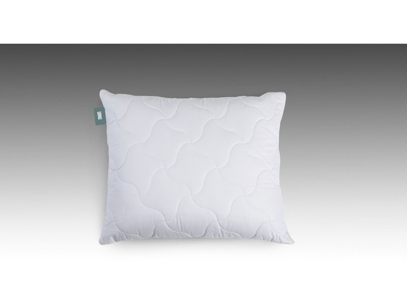 UINU Basic tyyny maxi tyyny 60x80 cm valkoinen pehmeä materiaali